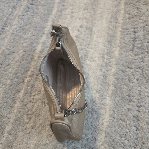 PRADA Shoulder Bag Nylon Beige Silver Chain Srrap - Picture 16 of 16